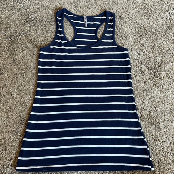 Tank top lot (bundle of 3) Express, Mossimo, Heart & Hips tank tops - Picture 4 of 4